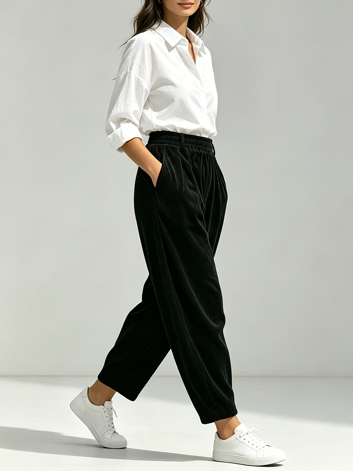 Pantalon sarouel grande taille, côtes de velours noires