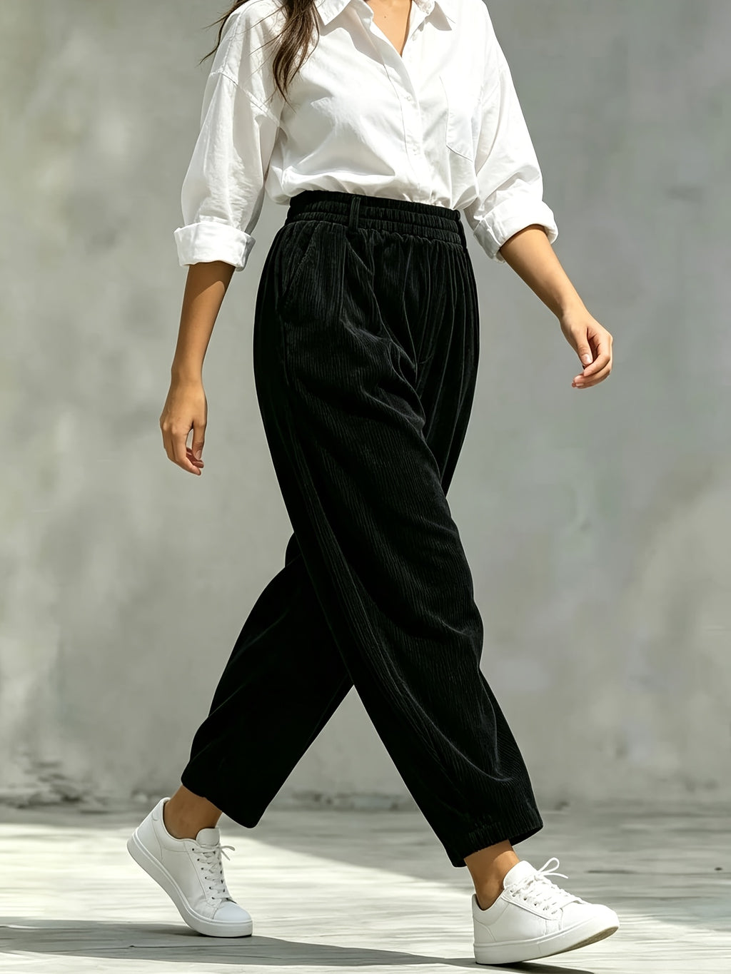Pantalon sarouel grande taille, côtes de velours noires