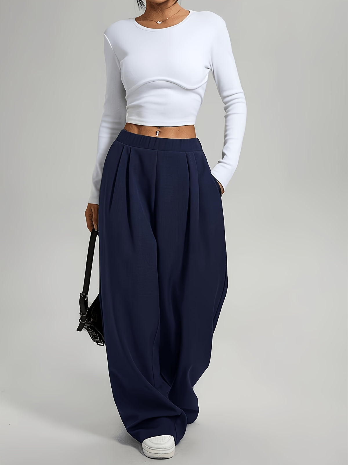 Pantalon tailleur grande taille — Coupe large, taille mi-haute