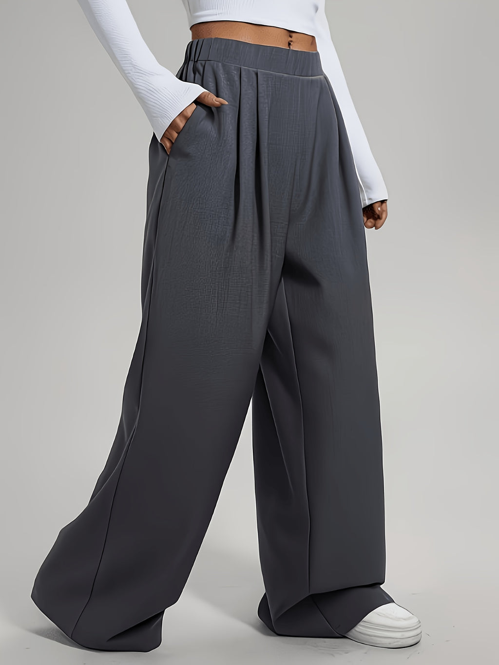 Pantalon tailleur grande taille — Coupe large, taille mi-haute