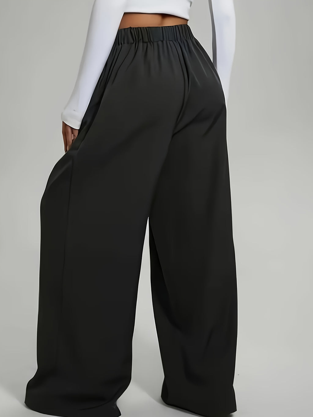 Pantalon tailleur grande taille — Coupe large, taille mi-haute