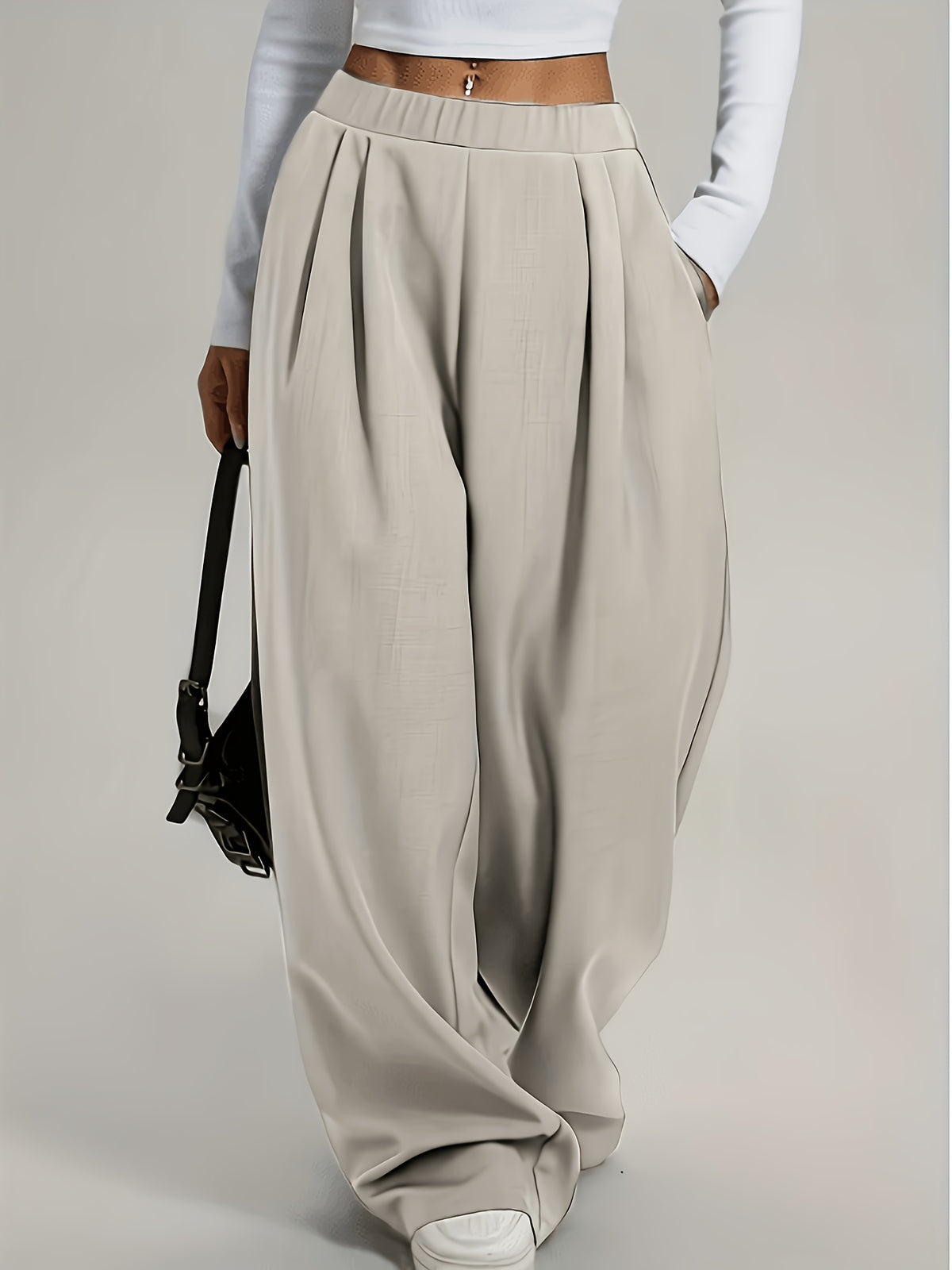 Pantalon tailleur grande taille — Coupe large, taille mi-haute