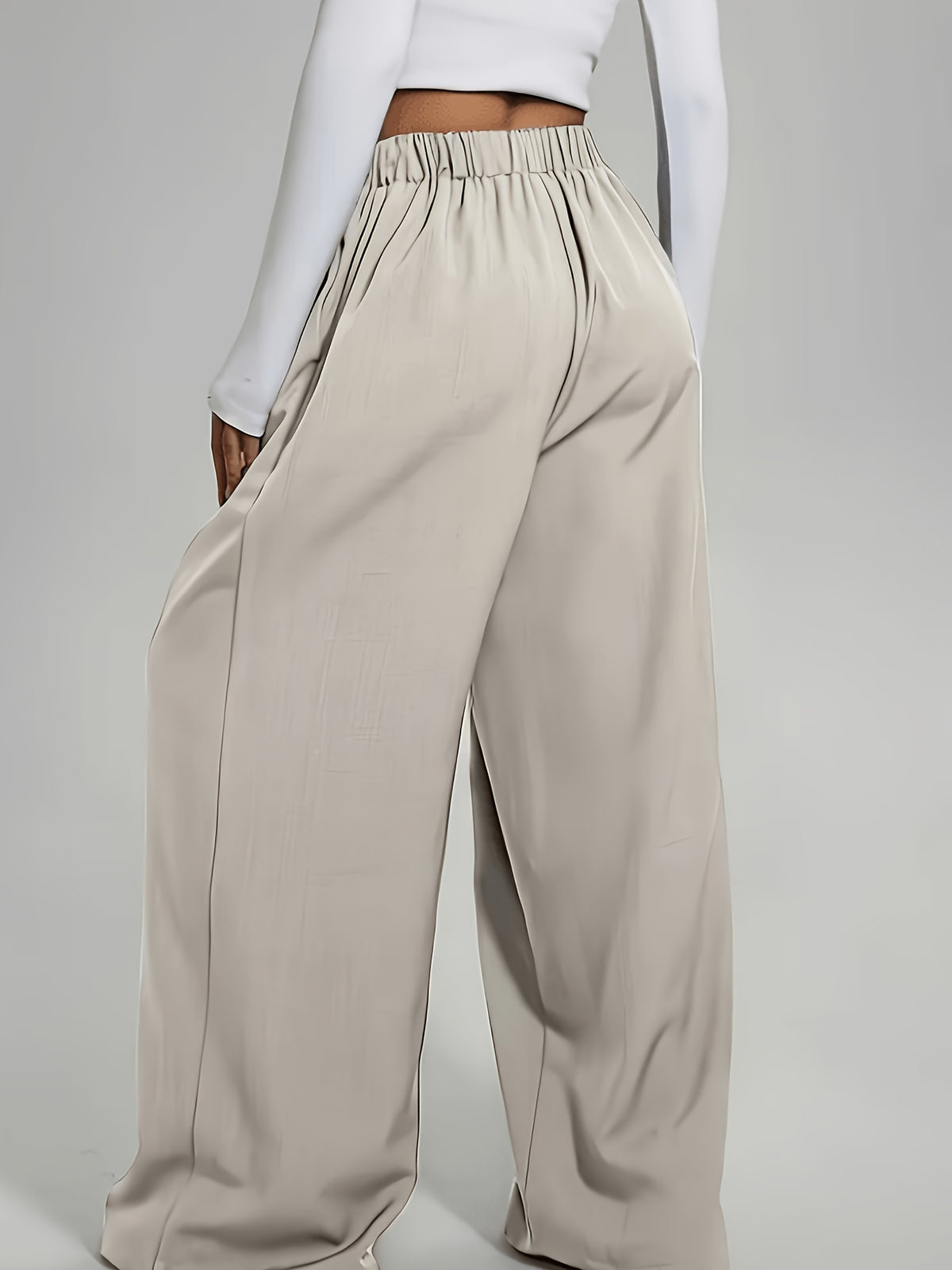 Pantalon tailleur grande taille — Coupe large, taille mi-haute