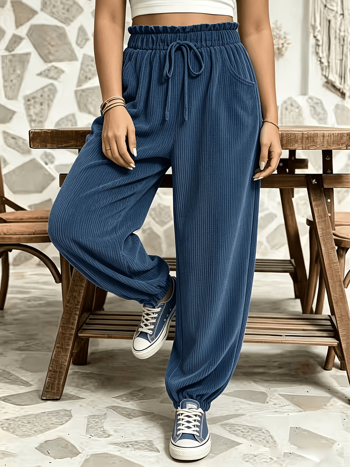 Pantalon carotte grande taille — Velours côtelé marron chaud