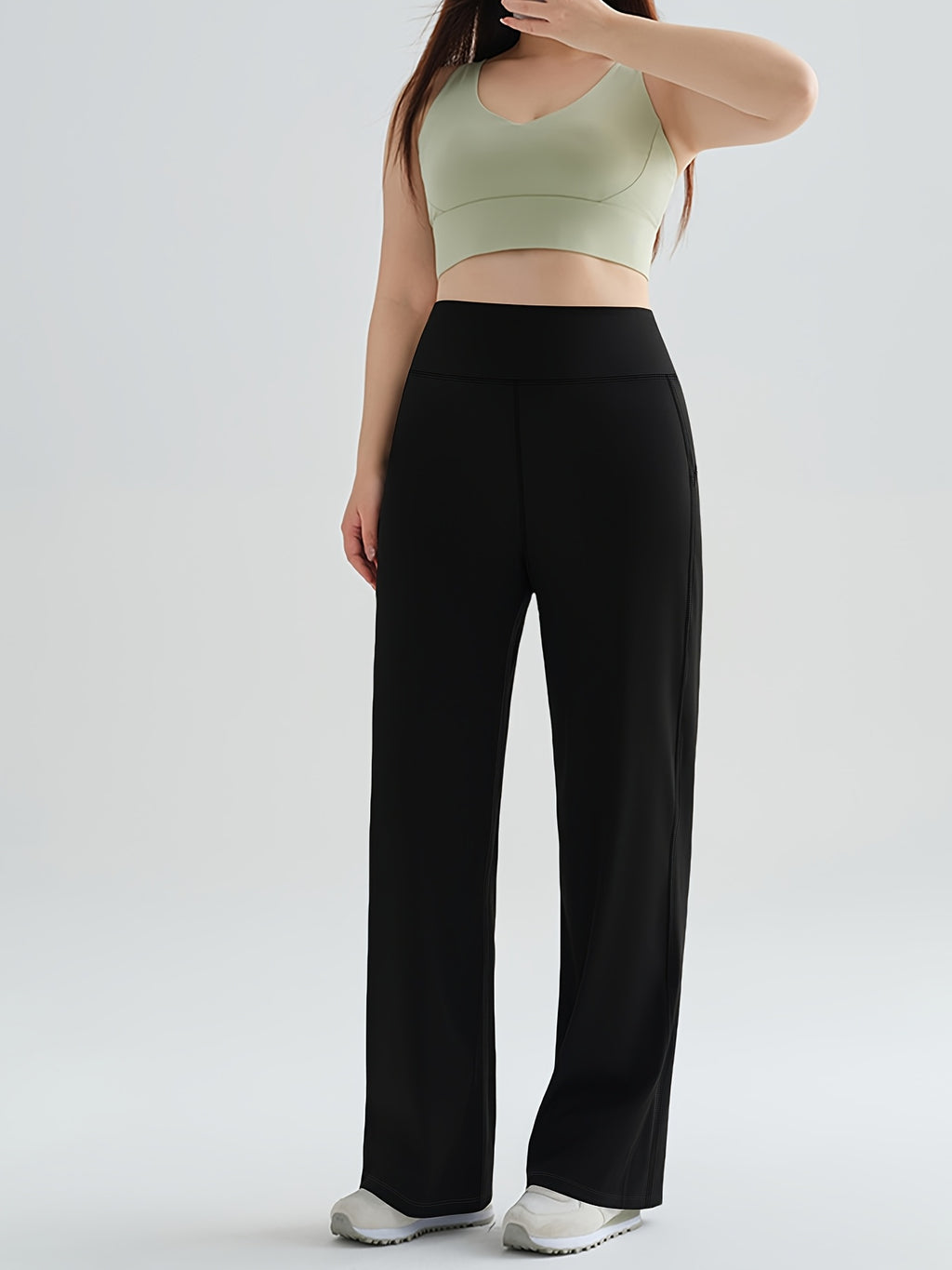 Pantalon de détente grande taille — Ampleur et poche dorsale