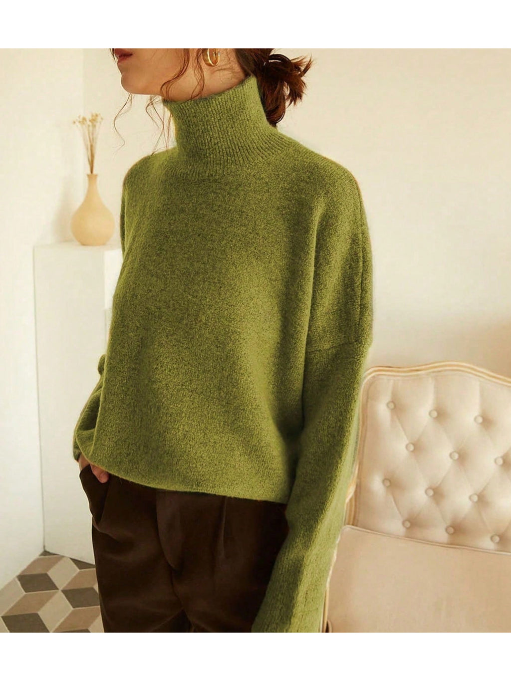 Pull grande taille, col roulé, maille côtelée, toucher moelleux, visuel produit