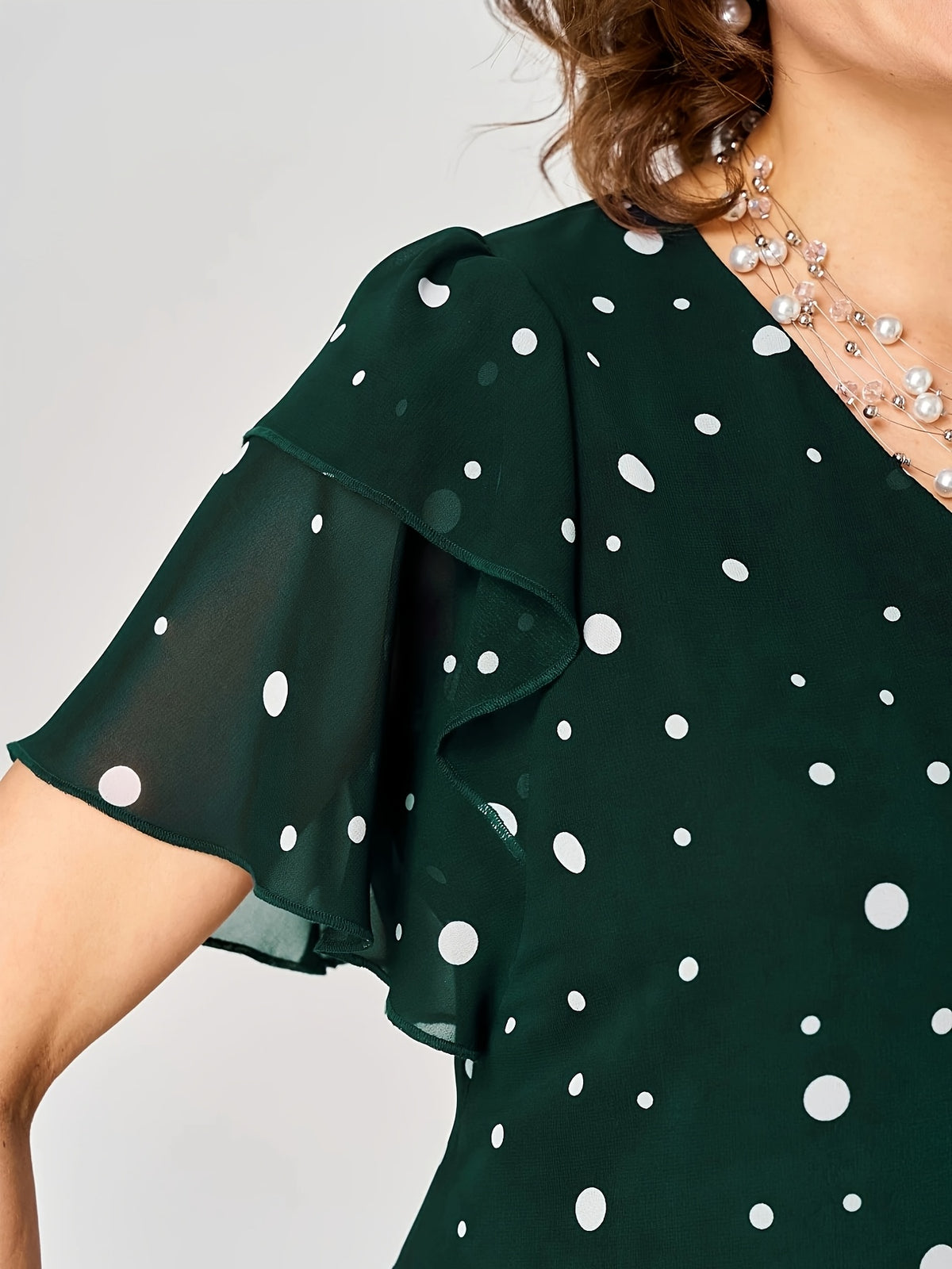 Robe mi-longue grande taille — Chiffon à pois, volant latéral