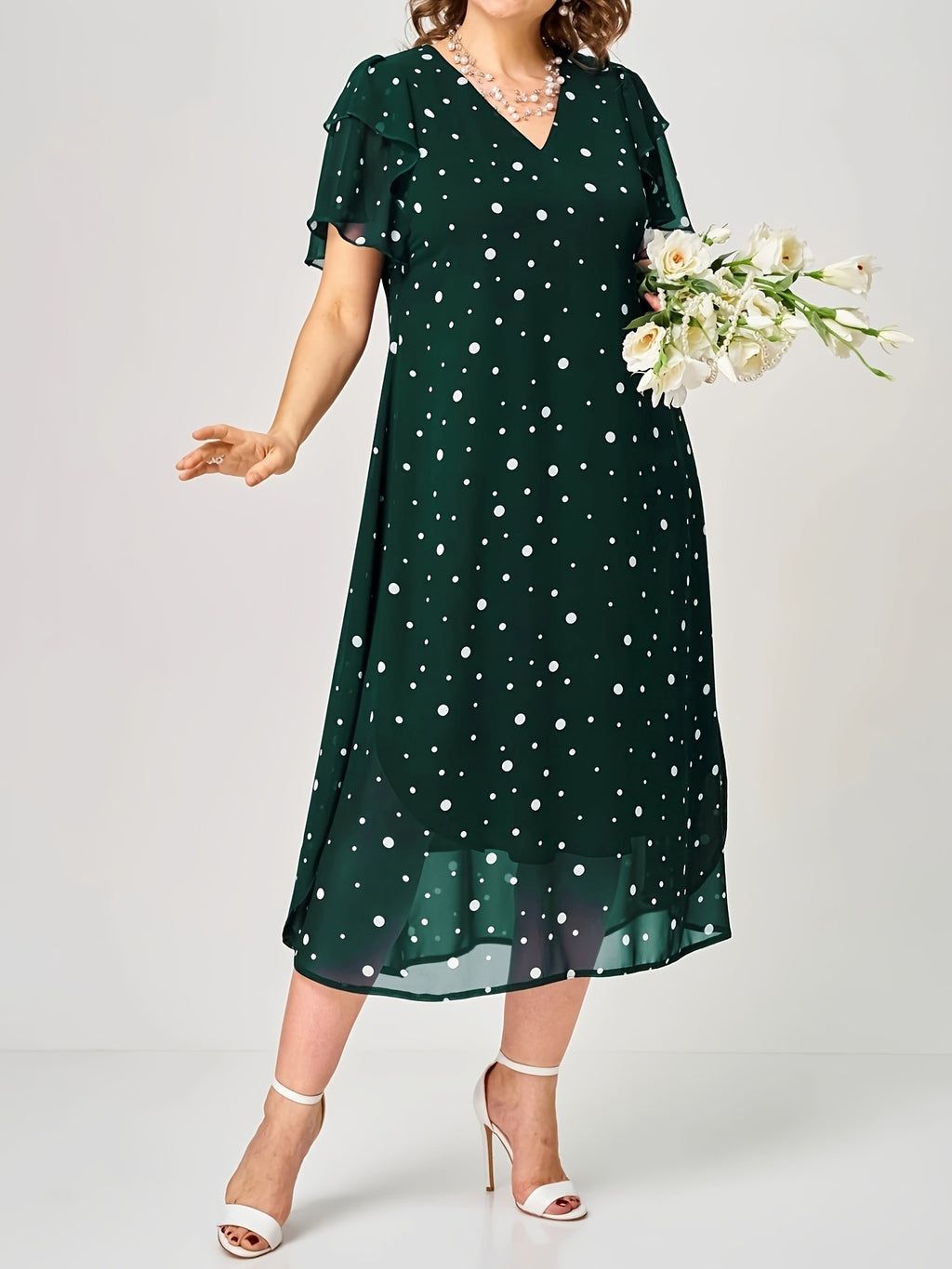 Robe mi-longue grande taille — Chiffon à pois, volant latéral
