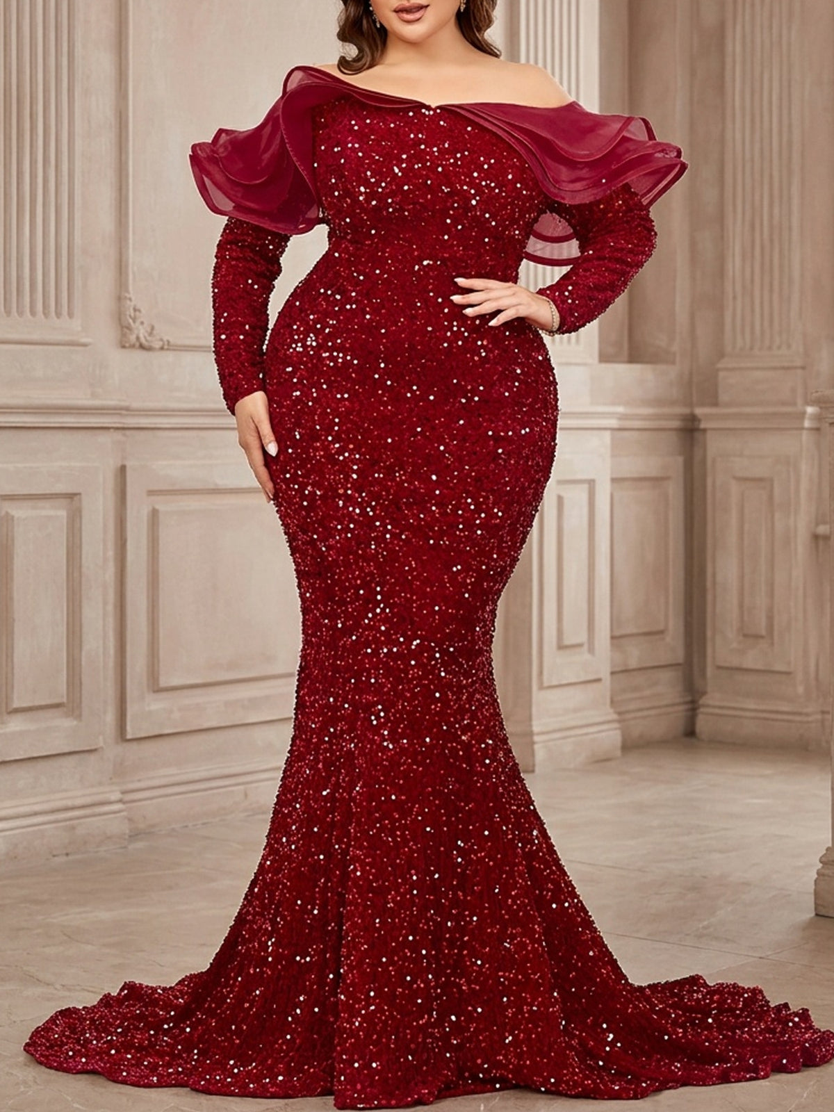 Robe de bal grande taille — Volants d'organza et traîne