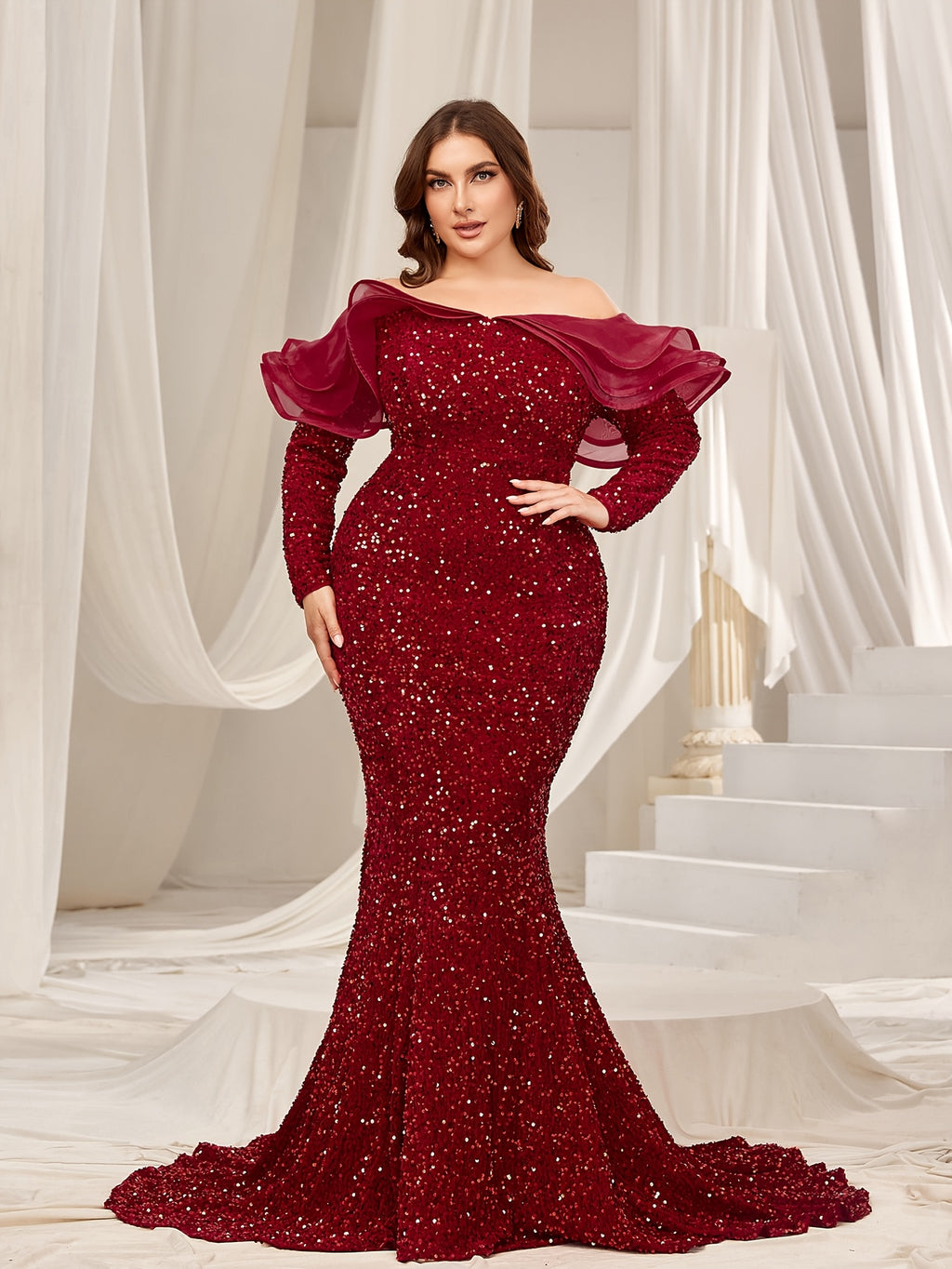 Robe de bal grande taille — Volants d'organza et traîne