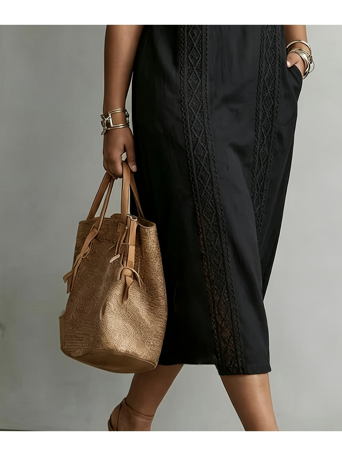 Robe blanche grande taille — Encolure américaine et fente