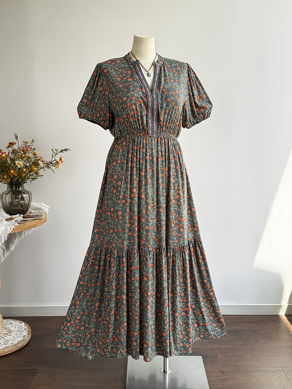 Robe longue bohème grande taille — Vert profond et galon tissé