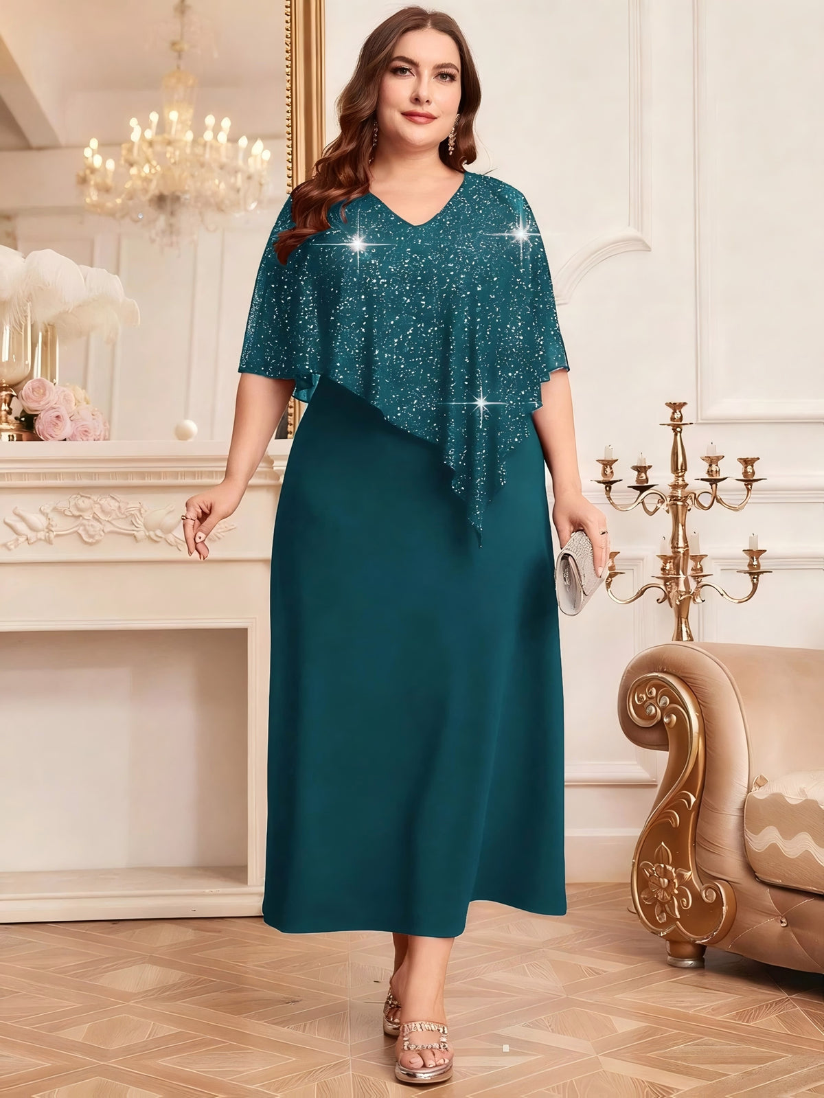 Robe à cape grande taille — Voile pailleté et crêpe uni
