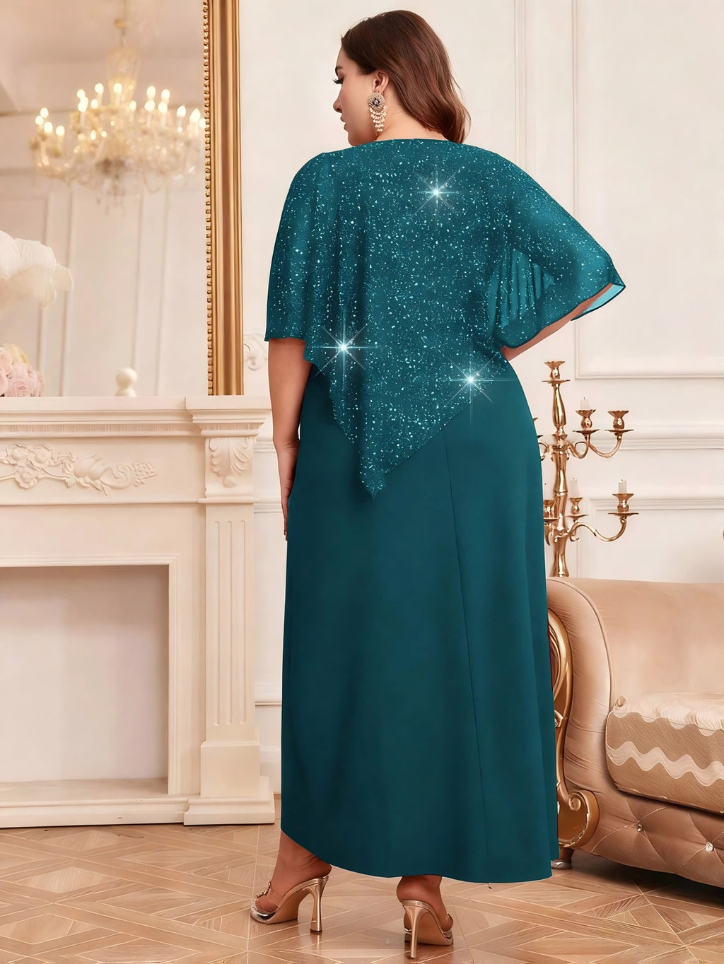Robe à cape grande taille — Voile pailleté et crêpe uni