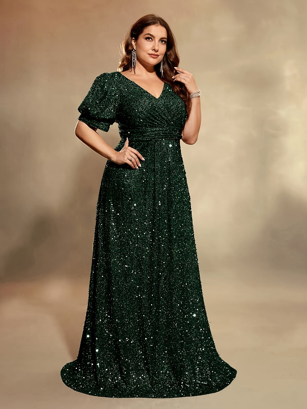 Robe de cérémonie grande taille — Taille empire et lanternes