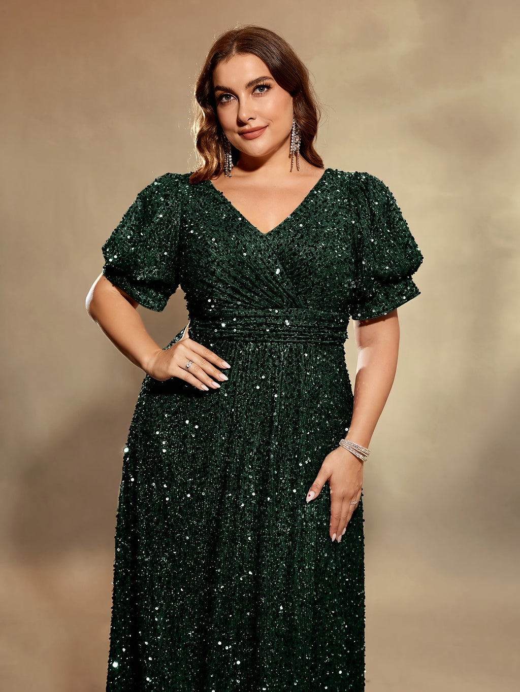 Robe de cérémonie grande taille — Taille empire et lanternes