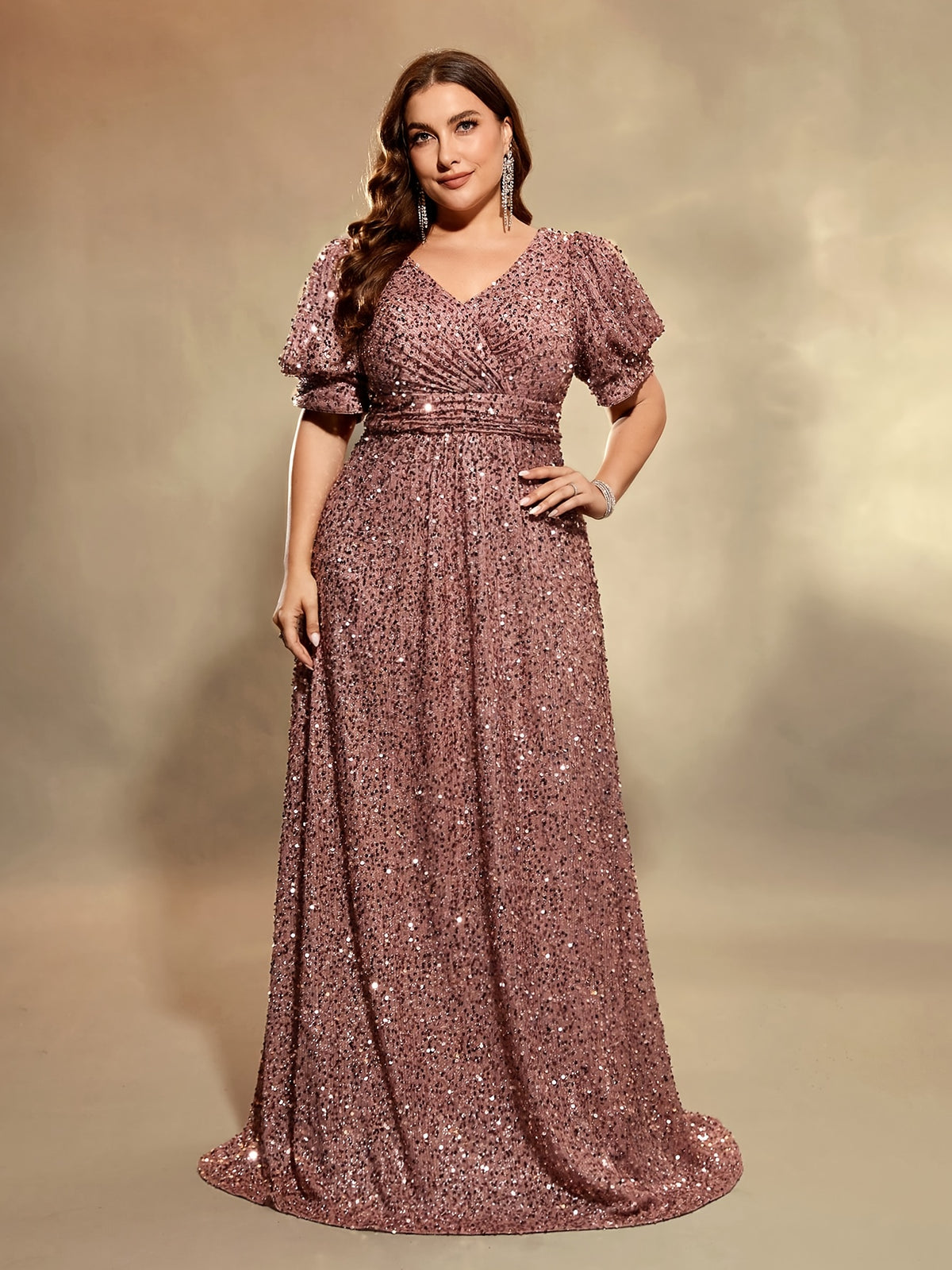 Robe de cérémonie grande taille — Taille empire et lanternes