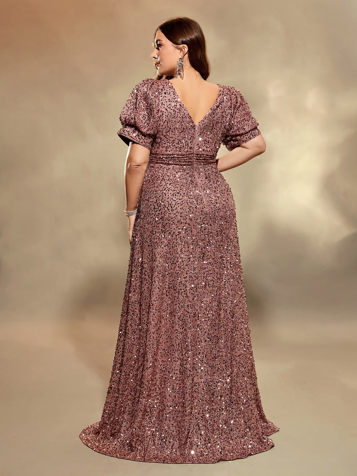 Robe de cérémonie grande taille — Taille empire et lanternes