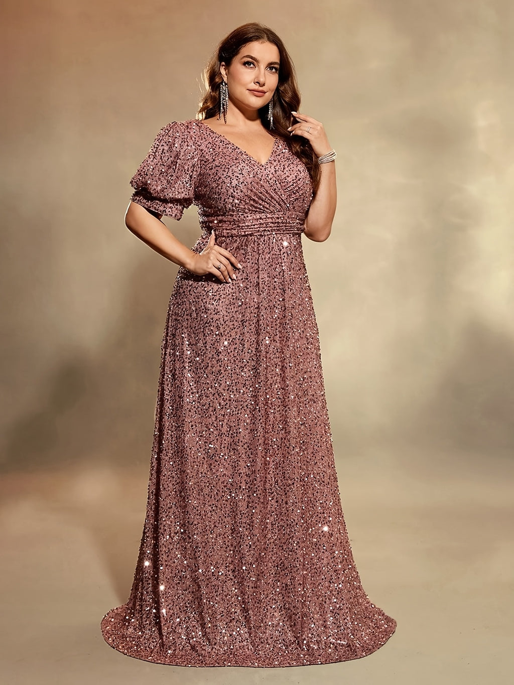 Robe de cérémonie grande taille — Taille empire et lanternes