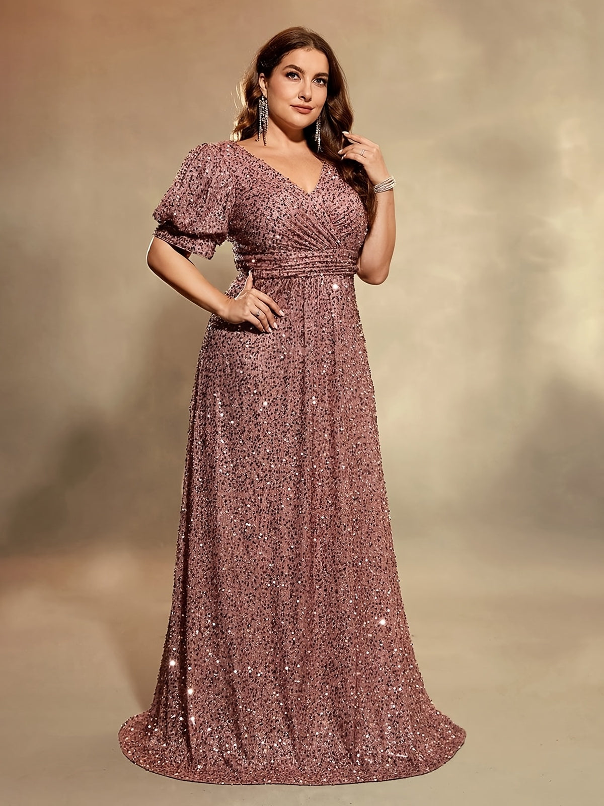 Robe de cérémonie grande taille — Taille empire et lanternes