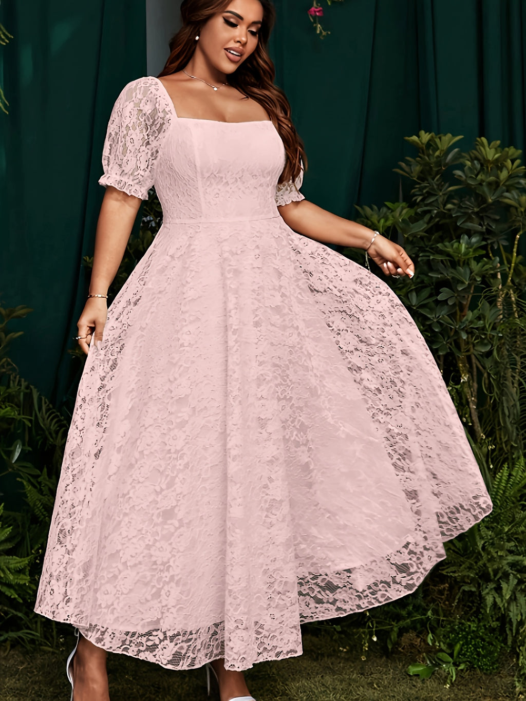 Robe de cérémonie grande taille — Longue en dentelle blanche