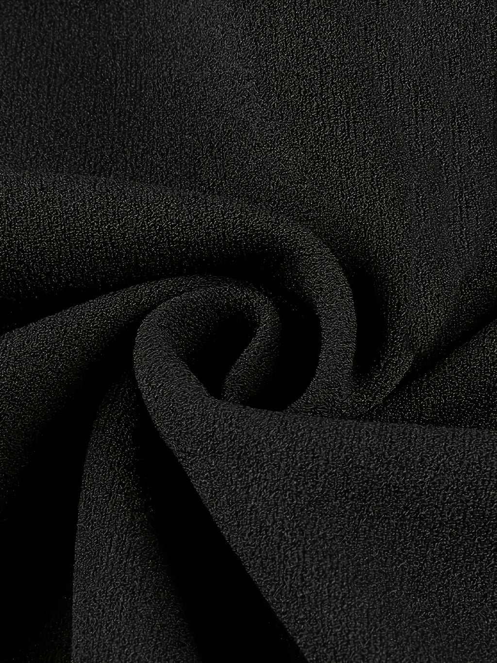 Robe cocktail grande taille — Manches dentelle et jupe évasée