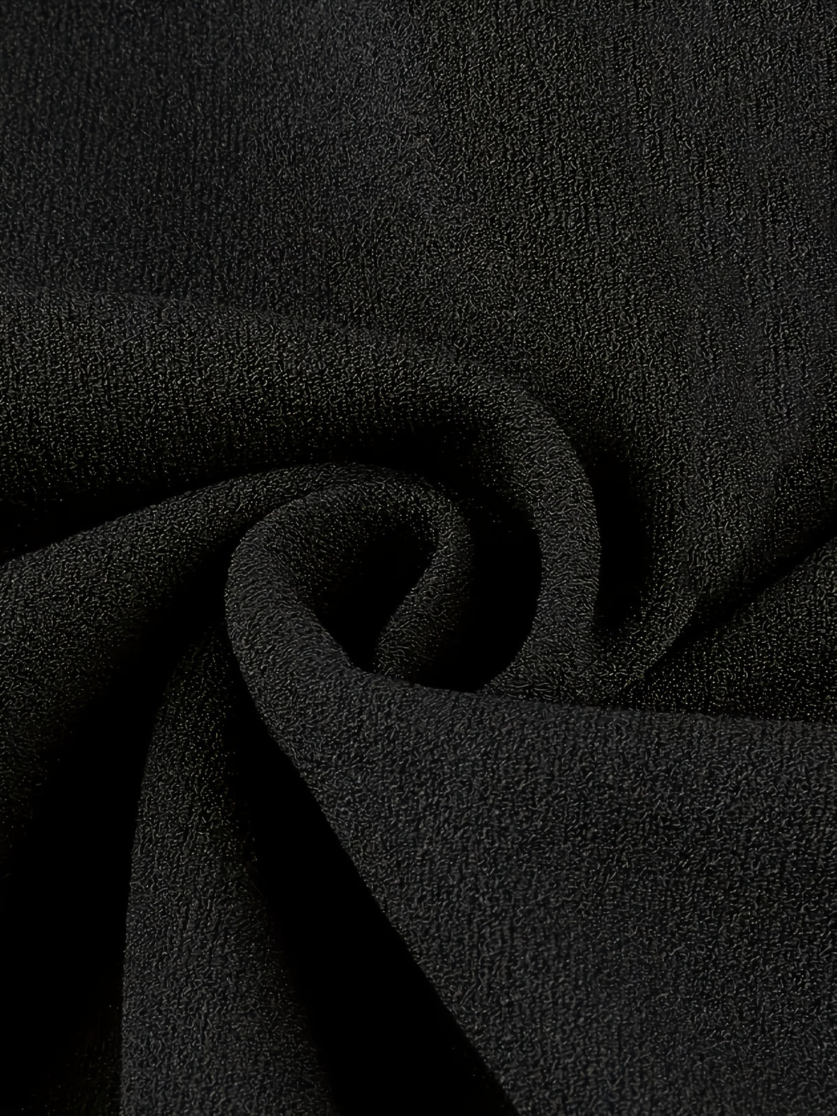 Robe cocktail grande taille — Manches dentelle et jupe évasée