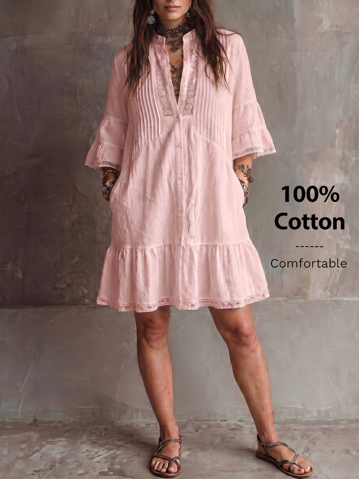Robe courte grande taille, plis nervures et dentelle fine