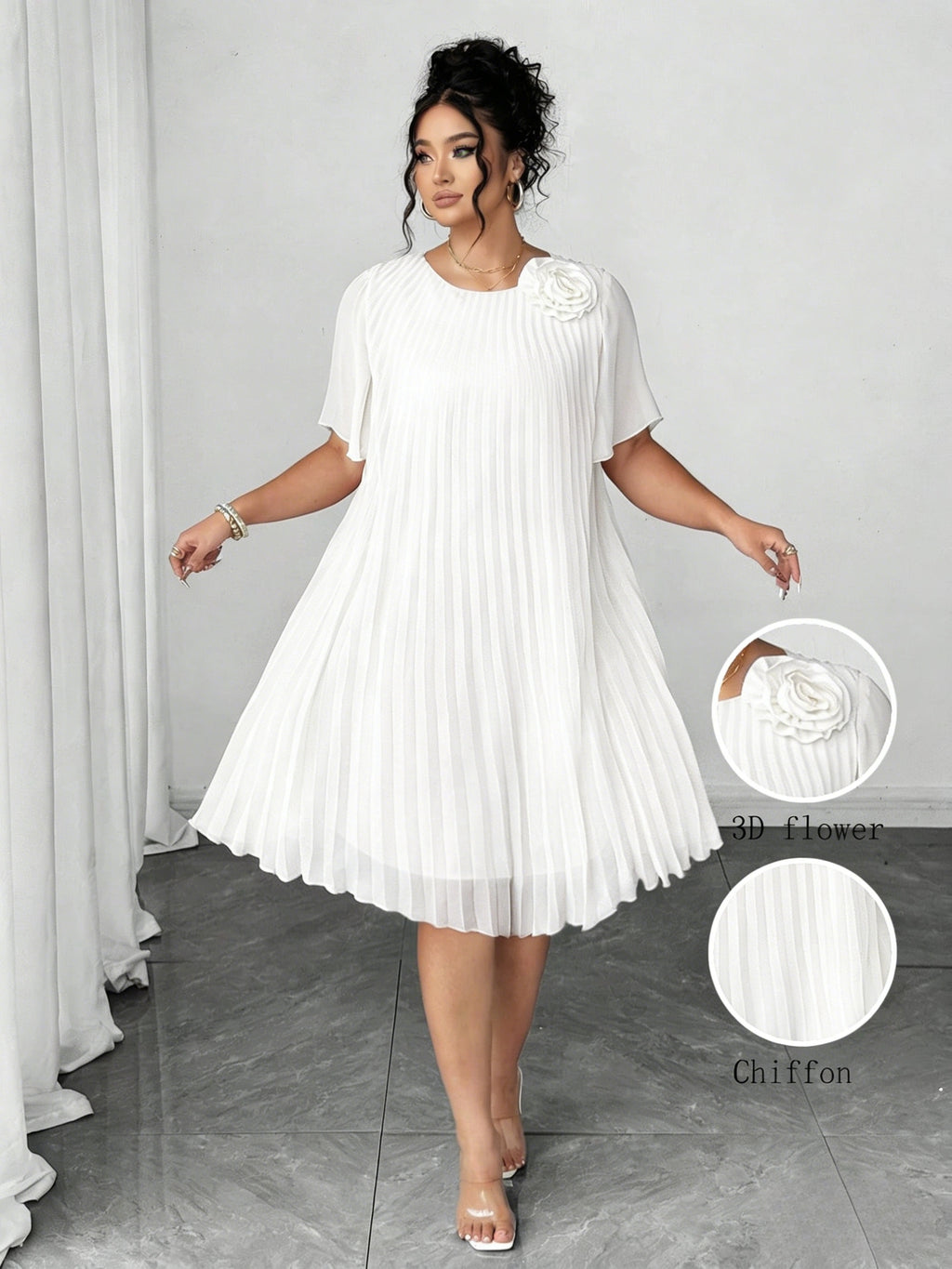 Robe courte grande taille — Mousseline plissée en soleil