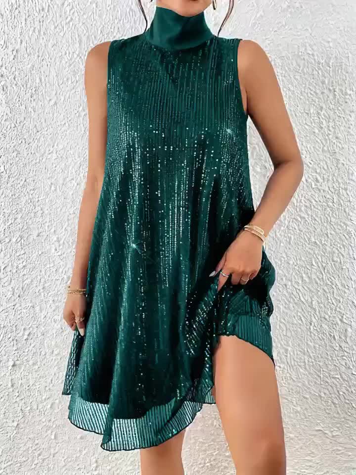 Robe courte grande taille, trapèze pailleté et dos noué