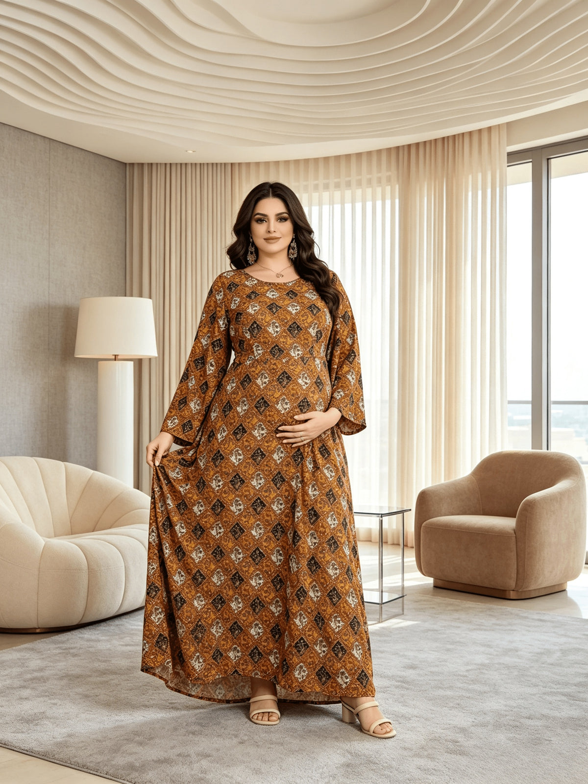 Robe de grossesse grande taille — Longue ocre à médaillons