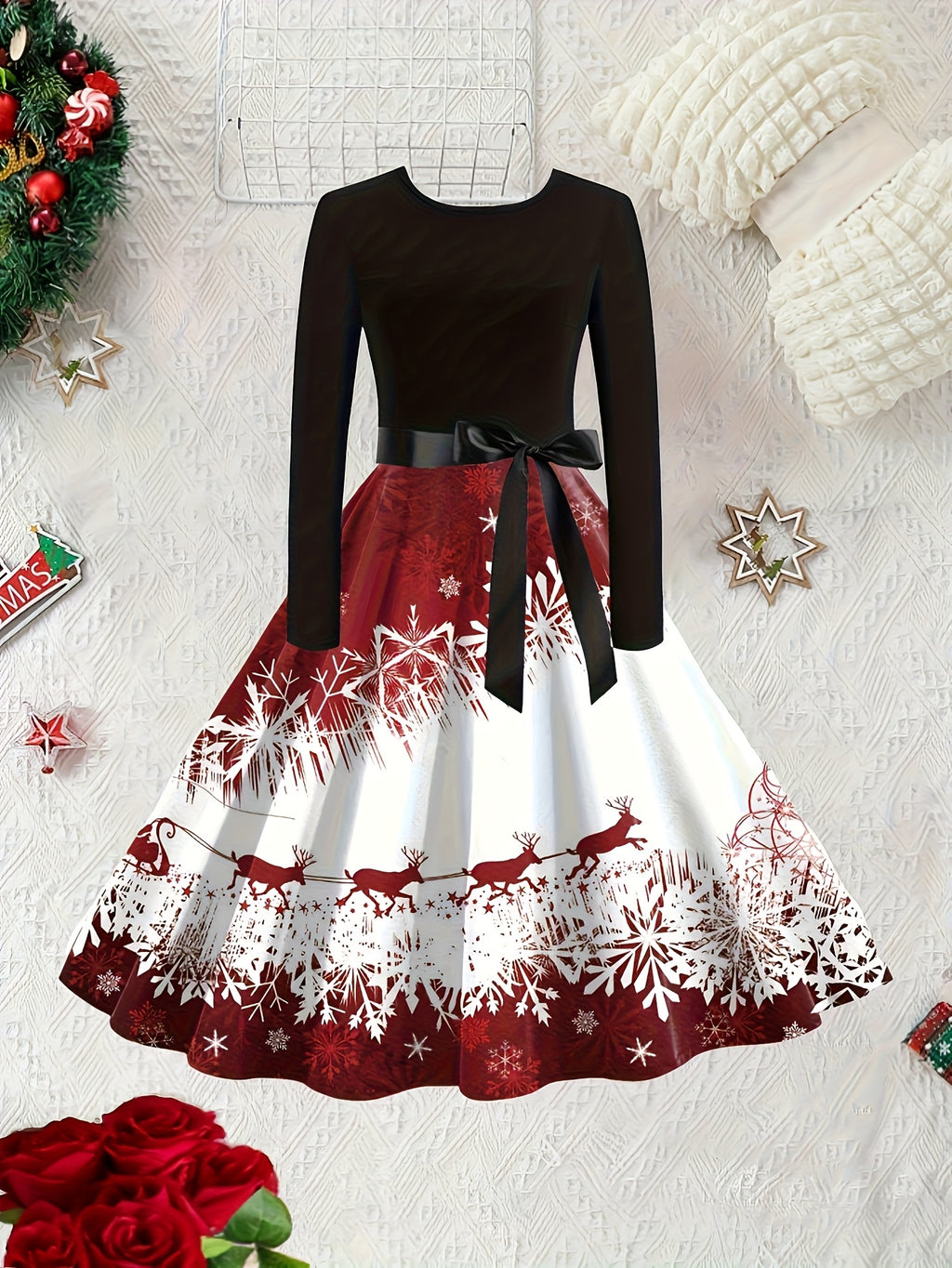 Robe de Noël grande taille — Jupe bordeaux au traîneau blanc