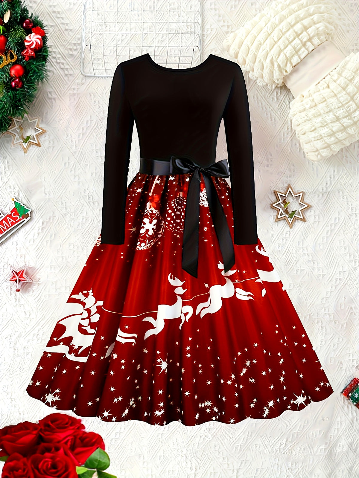 Robe de Noël grande taille — Buste noir et jupe rouge à rennes