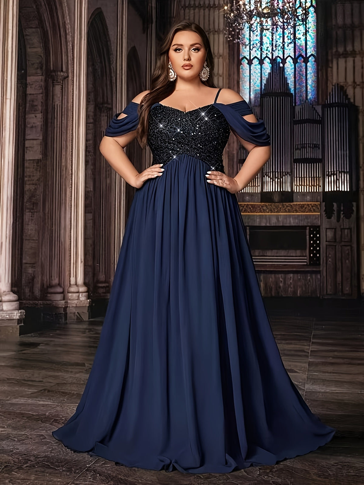 Robe demoiselle d'honneur grande taille — Buste à sequins