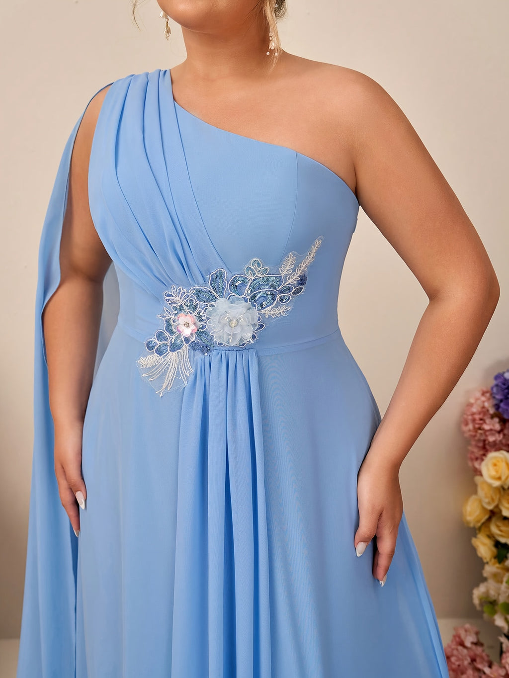 Robe demoiselle d'honneur grande taille — Mousseline bleu ciel
