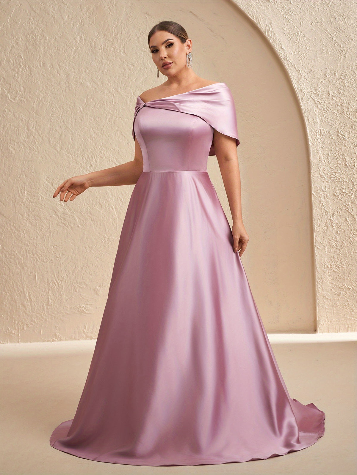 Robe de demoiselle d'honneur grande taille — Satin vert sauge