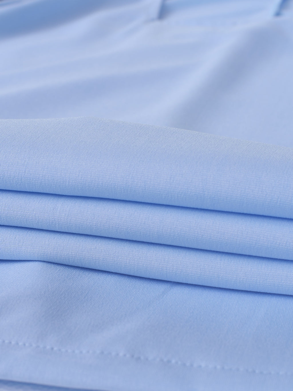 Robe droite grande taille — Bleu ciel et manches à revers
