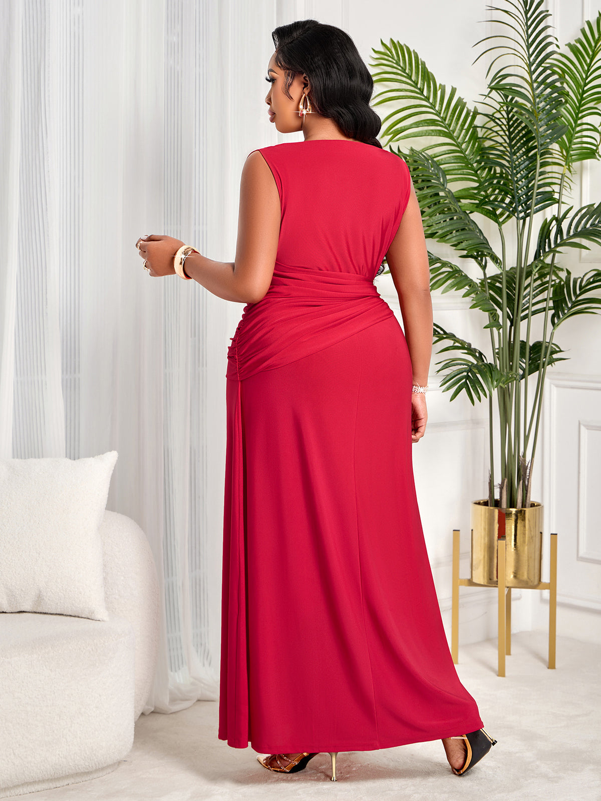 Robe droite grande taille — Rouge à pan drapé sur la hanche
