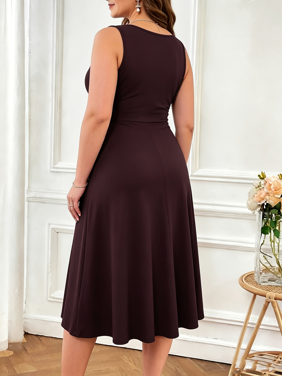 Robe de grossesse grande taille — Laçage à œillets marron