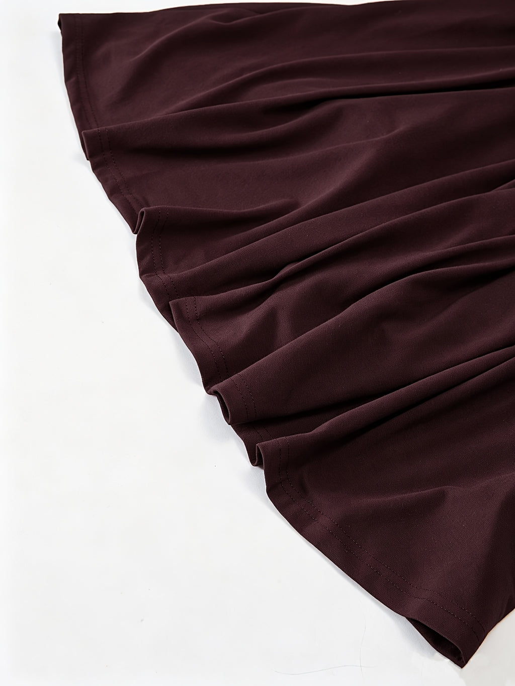 Robe de grossesse grande taille — Laçage à œillets marron