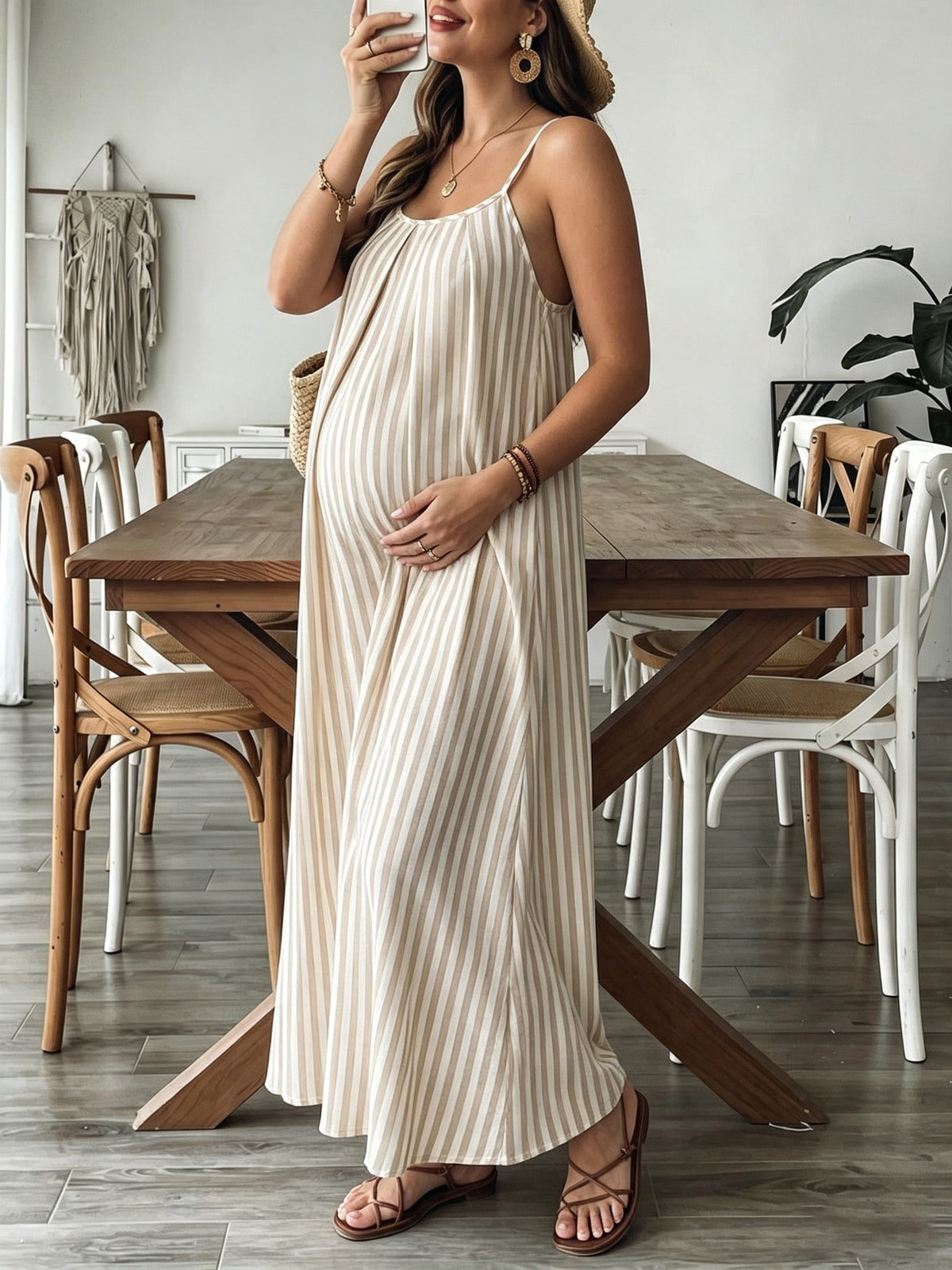 Robe de grossesse grande taille — Maxi rayée beige et blanc