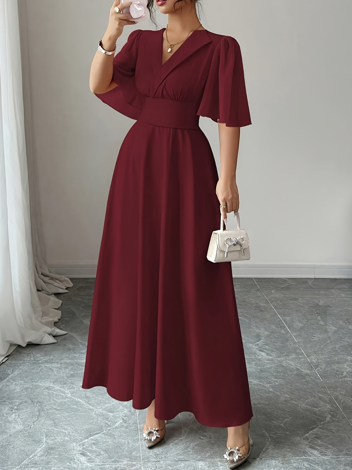 Robe habillée grande taille, col à revers et taille large