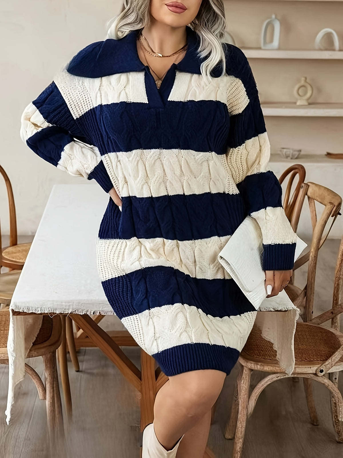 Robe d'hiver grande taille — Larges rayures marine et écru