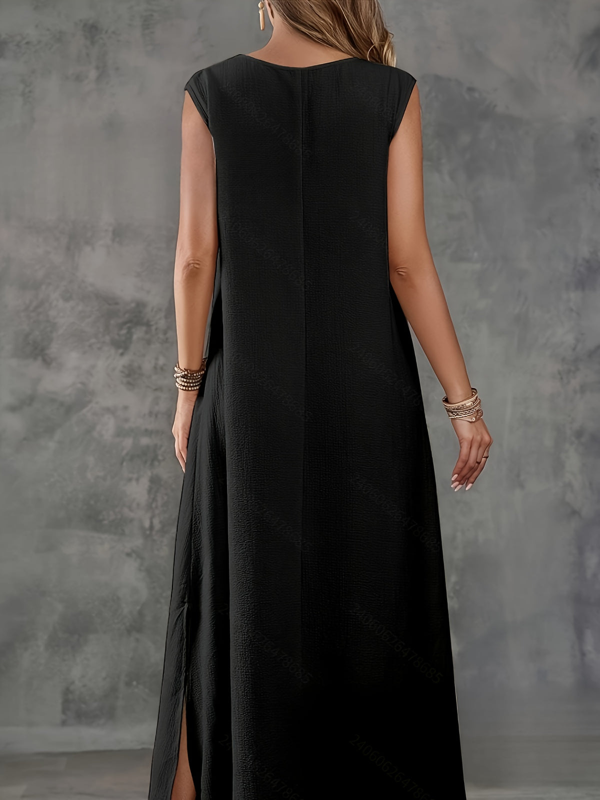 Robe longue grande taille — Crêpe froissé et coupe droite