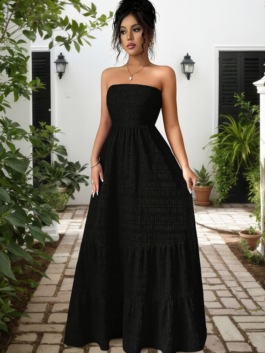 Robe longue grande taille — Bandeau noir en tissu gaufré