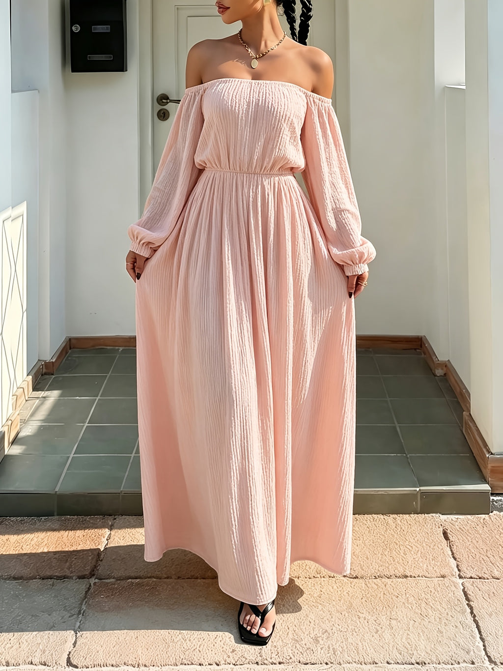 Robe longue grande taille — Encolure bardot en rose pâle