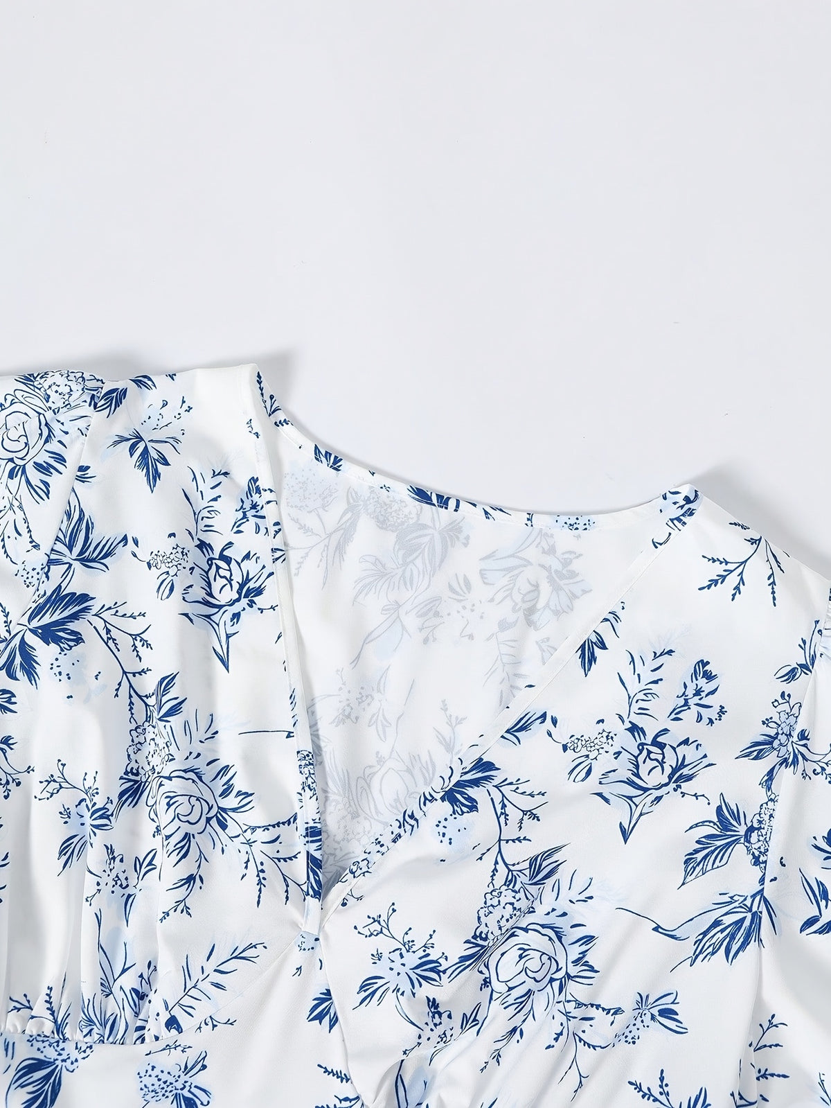 Robe longue grande taille — Branches fleuries bleu et blanc