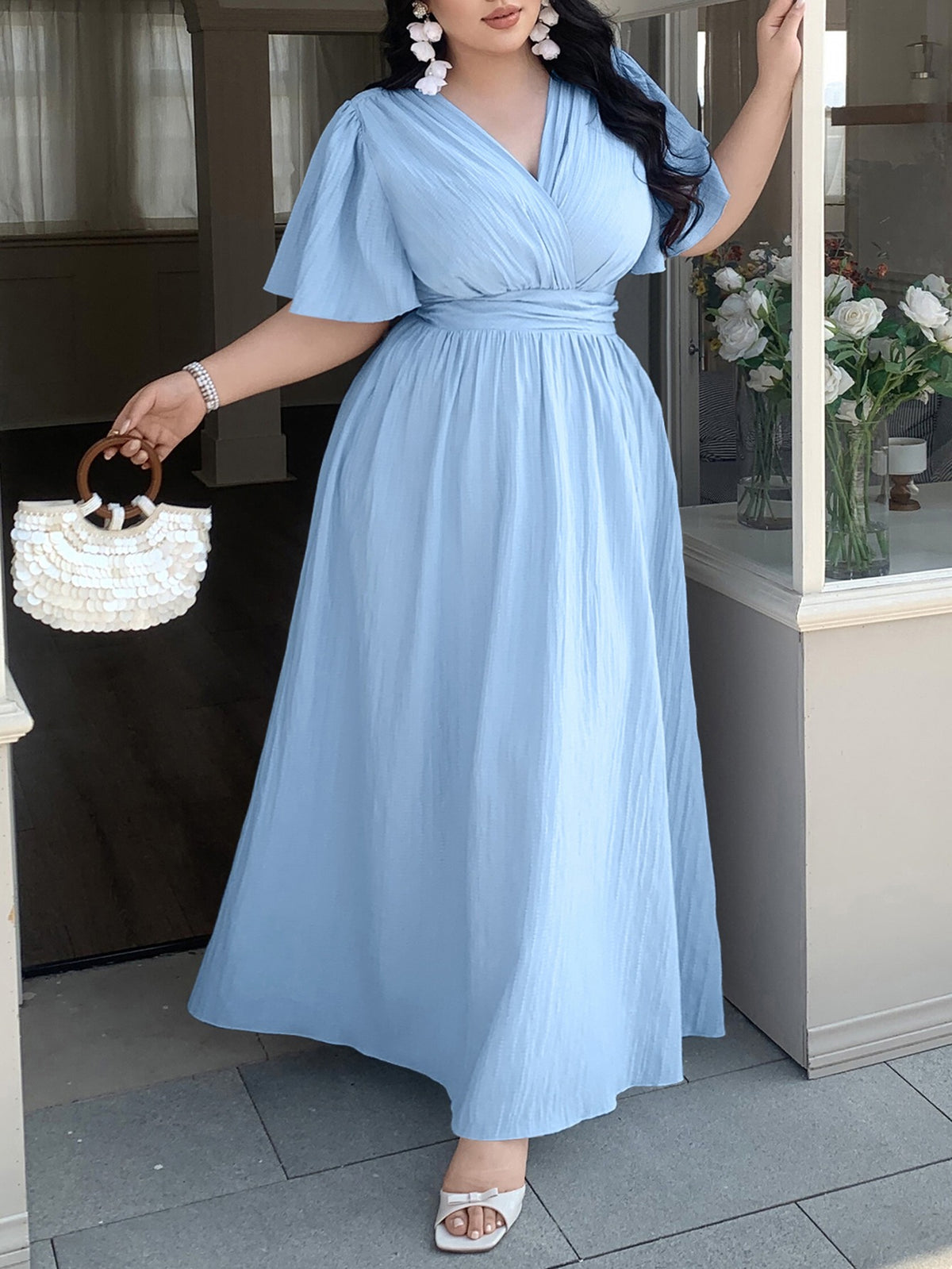 Robe longue grande taille, drapé et taille croisée