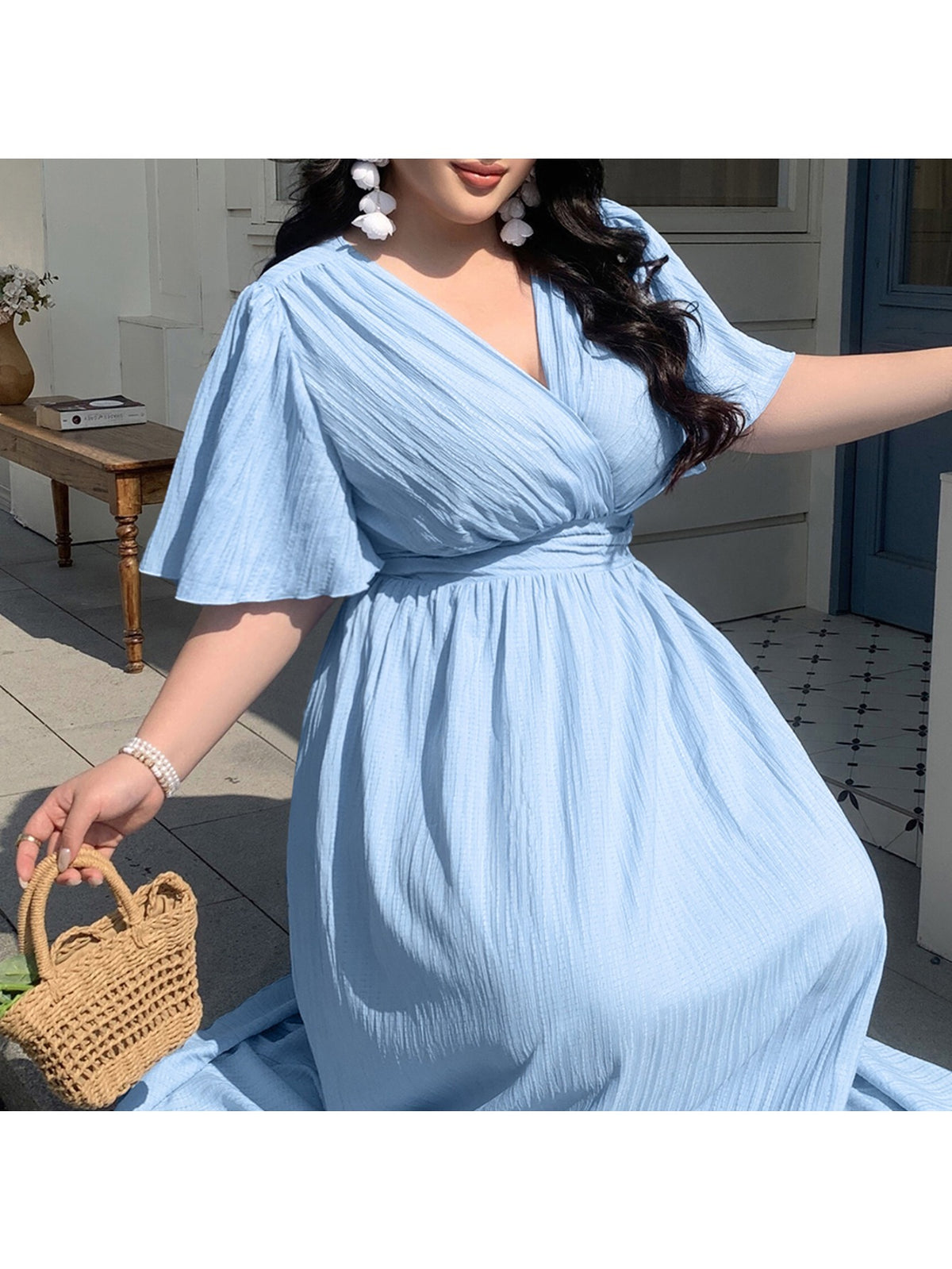 Robe longue grande taille, drapé et taille croisée