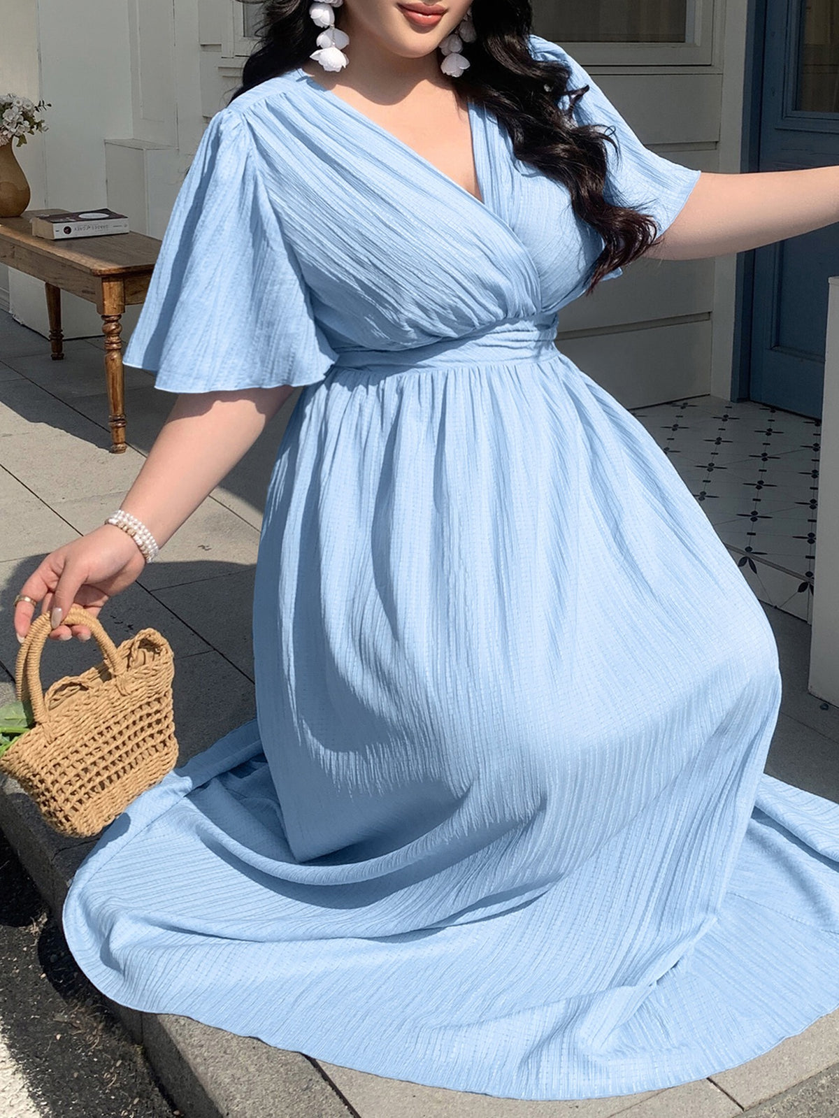 Robe longue grande taille, drapé et taille croisée